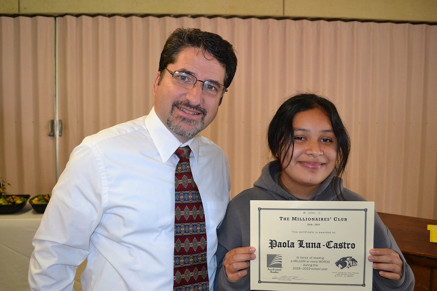 Congratulations to Sophomore Paola Luna-Castro who read 1,832,282 words!